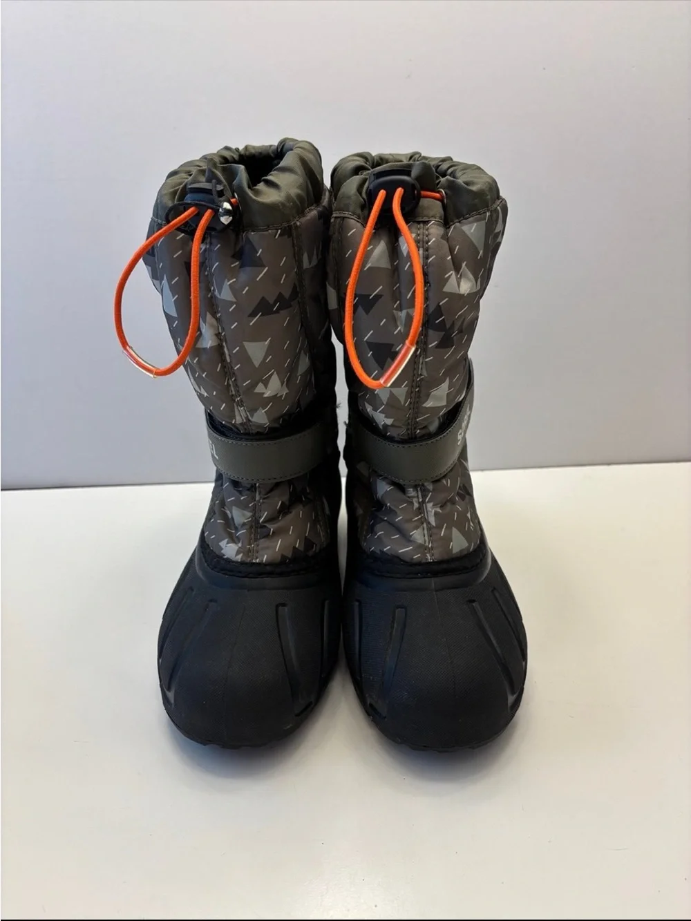 Sorel Kids Youth Flurry™ Print snow boots size 5